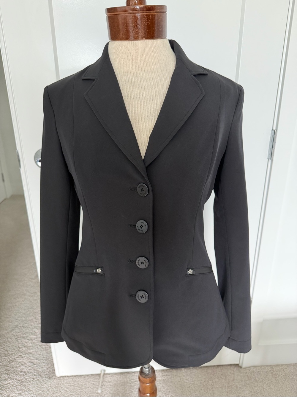 NWOT Equiline Lightweight Competition Jacket - Black Equestrian Show Coat IT 42
